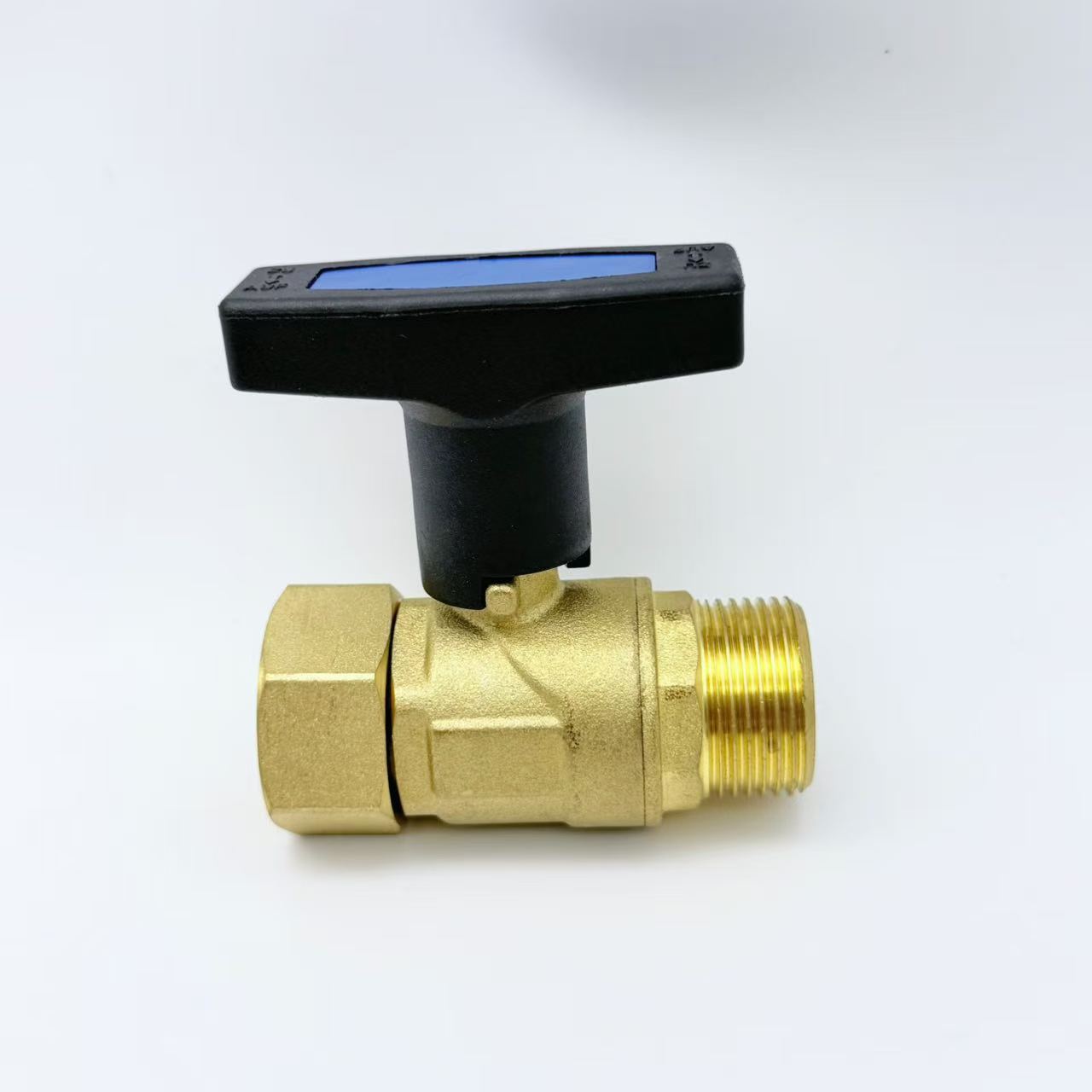 Valve Brass bọọlụ dị elu
